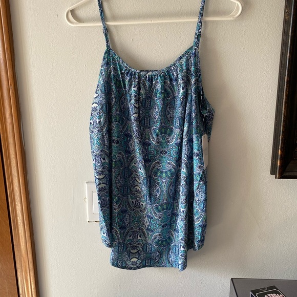 Paisley Business Casual Tank - Picture 2 of 3